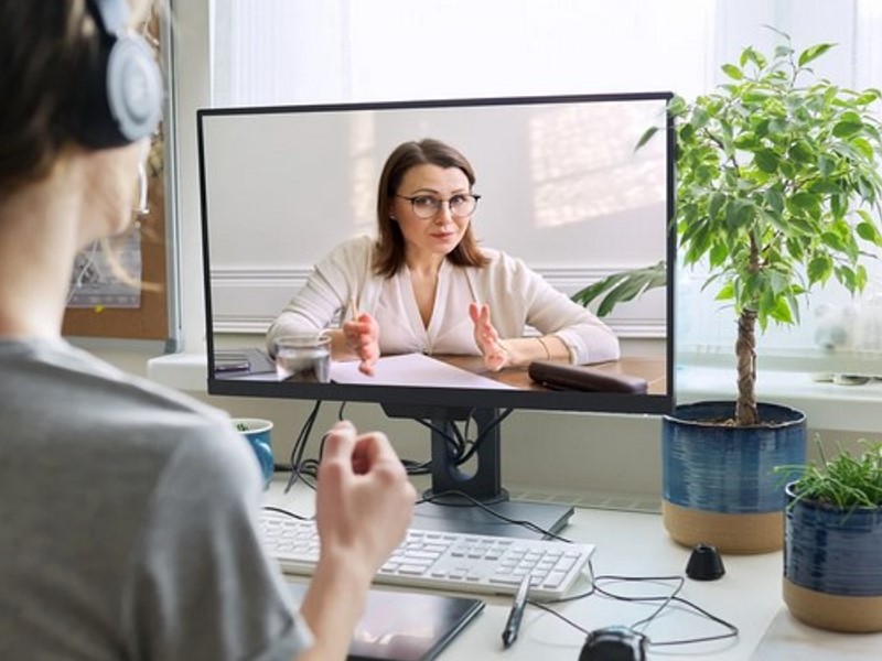online psihoterapija je jednako učinkovita kao i sesije licem u lice